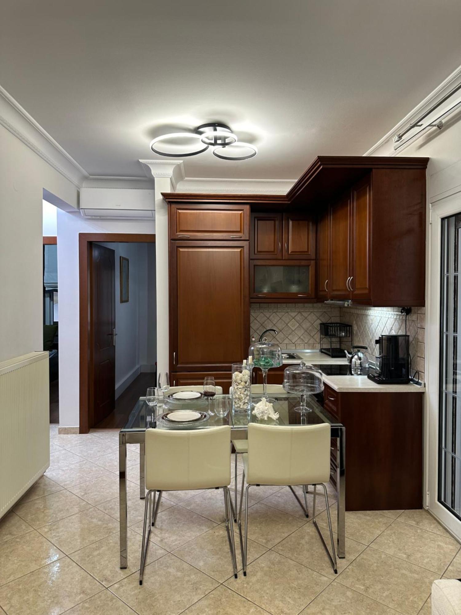 דירות Thessaloniki, Four Seasons House מראה חיצוני תמונה